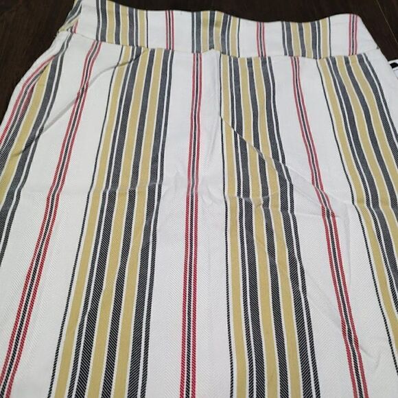 NWT Soho Apparel Off White Striped Skirt Size Women's M - Picture 2 of 2